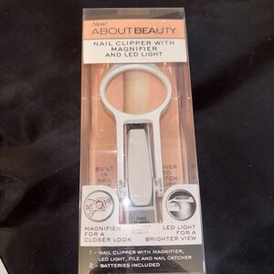 ABOUTBEAUTY Nail Clipper with Magnifier & LED Light.